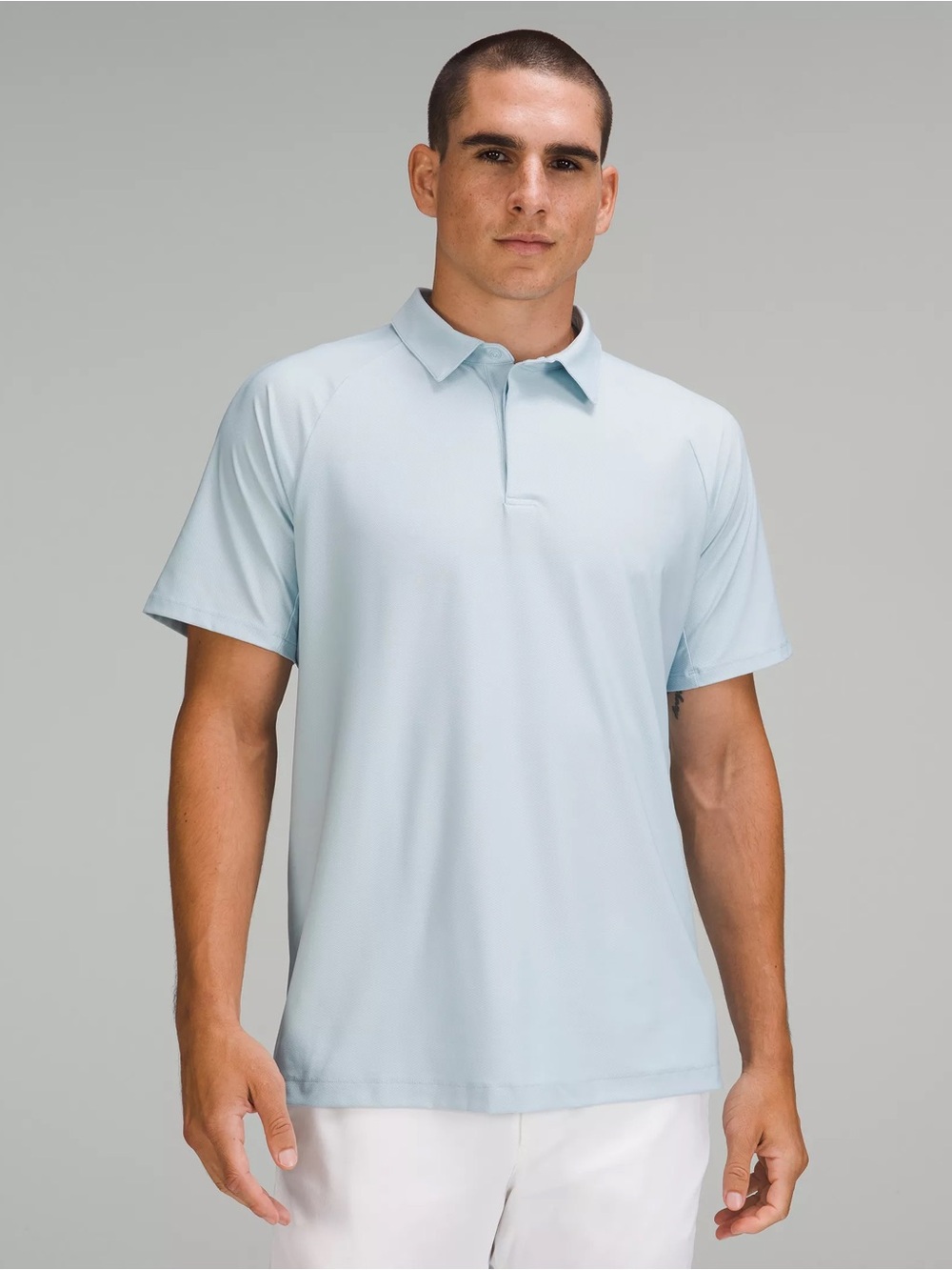SOLD Lululemon mens XL light blue nylon blend performance golf polo shirt EUC